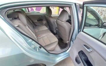 Book Now Honda Insight Hybrid