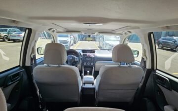 احجز الآن Subaru Forester