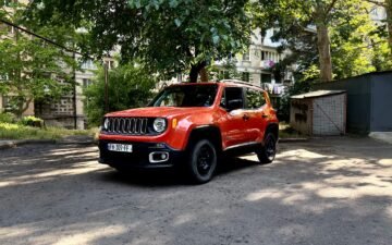 Book Now Jeep Renegade 