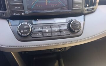 Book Now Toyota RAV4 