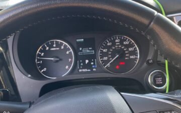 Book Now Mitsubishi Outlander 