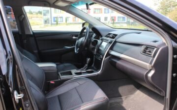 Book Now Toyota Camry 