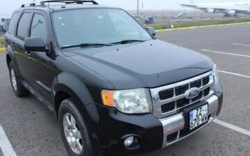 احجز الآن Ford Escape Limited 