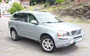 Book Now Volvo XC90