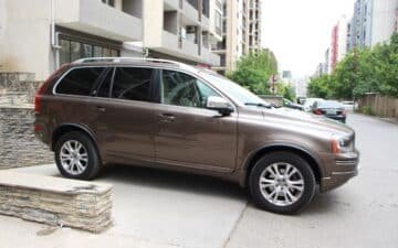 Book Now Volvo XC90 