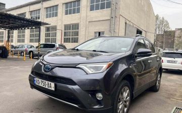 Забронировать Toyota Rav4 Hybrid Limited 